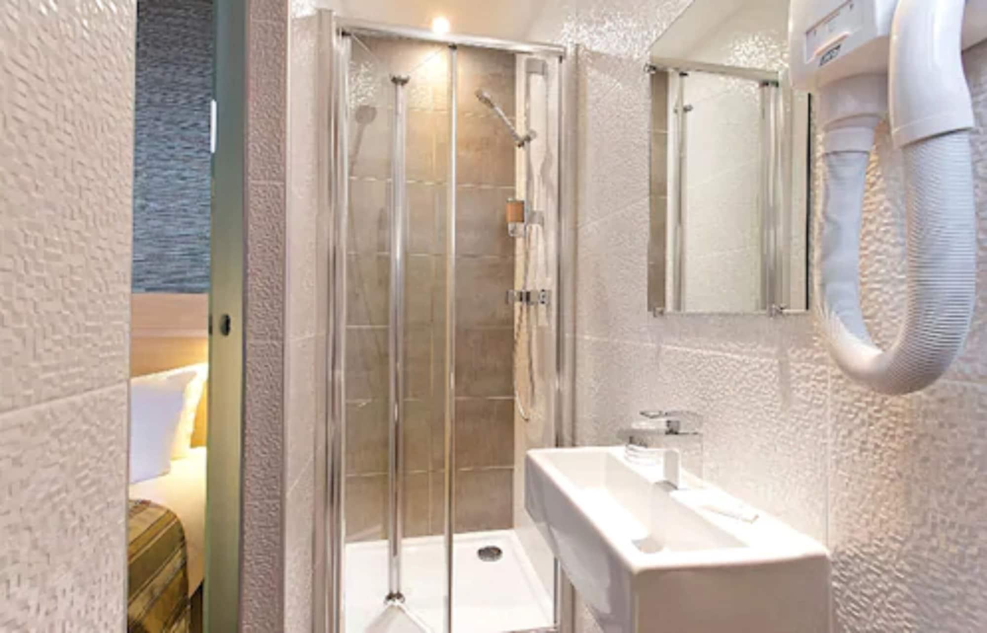 Hotel Des Pavillons Párizs Kültér fotó